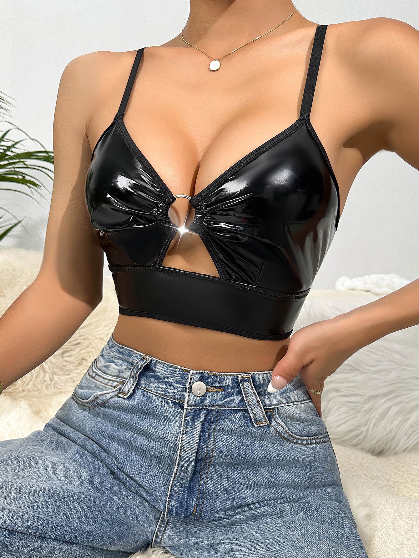 New Sexy Lingerie Queen Seduction Bra